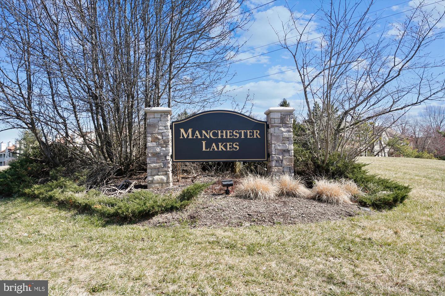 6902-K MARY CAROLINE CIR #6902K, ALEXANDRIA, Virginia 22310, 2 Bedrooms Bedrooms, ,2 BathroomsBathrooms,Residential,For sale,6902-K MARY CAROLINE CIR #6902K,VAFX2240936 MLS # VAFX2240936
