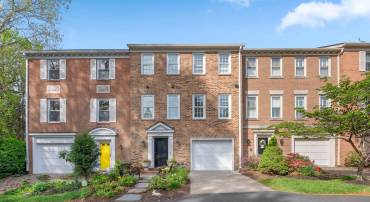 2512 N HARRISON ST, ARLINGTON, Virginia 22207, 3 Bedrooms Bedrooms, ,2 BathroomsBathrooms,Residential,For sale,2512 N HARRISON ST,VAAR2057504 MLS # VAAR2057504
