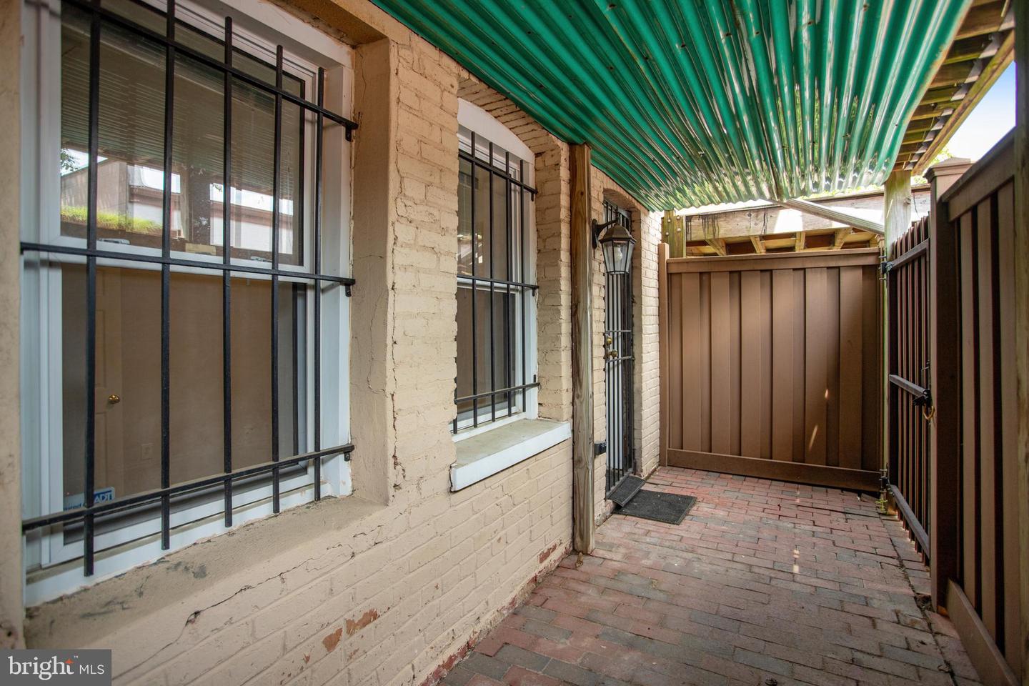 1030 FAIRMONT ST NW #T2, WASHINGTON, District Of Columbia 20001, 1 Bedroom Bedrooms, ,1 BathroomBathrooms,Residential,For sale,1030 FAIRMONT ST NW #T2,DCDC2200812 MLS # DCDC2200812
