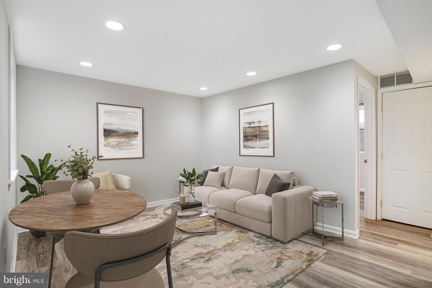 1030 FAIRMONT ST NW #T2, WASHINGTON, District Of Columbia 20001, 1 Bedroom Bedrooms, ,1 BathroomBathrooms,Residential,For sale,1030 FAIRMONT ST NW #T2,DCDC2200812 MLS # DCDC2200812