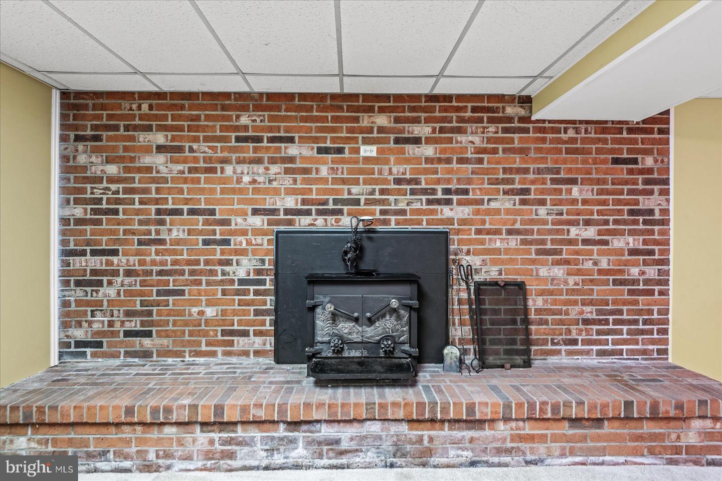 2123 MATTHEW LN, FREDERICKSBURG, Virginia 22405, 5 Bedrooms Bedrooms, ,2 BathroomsBathrooms,Residential,For sale,2123 MATTHEW LN,VAST2038944 MLS # VAST2038944