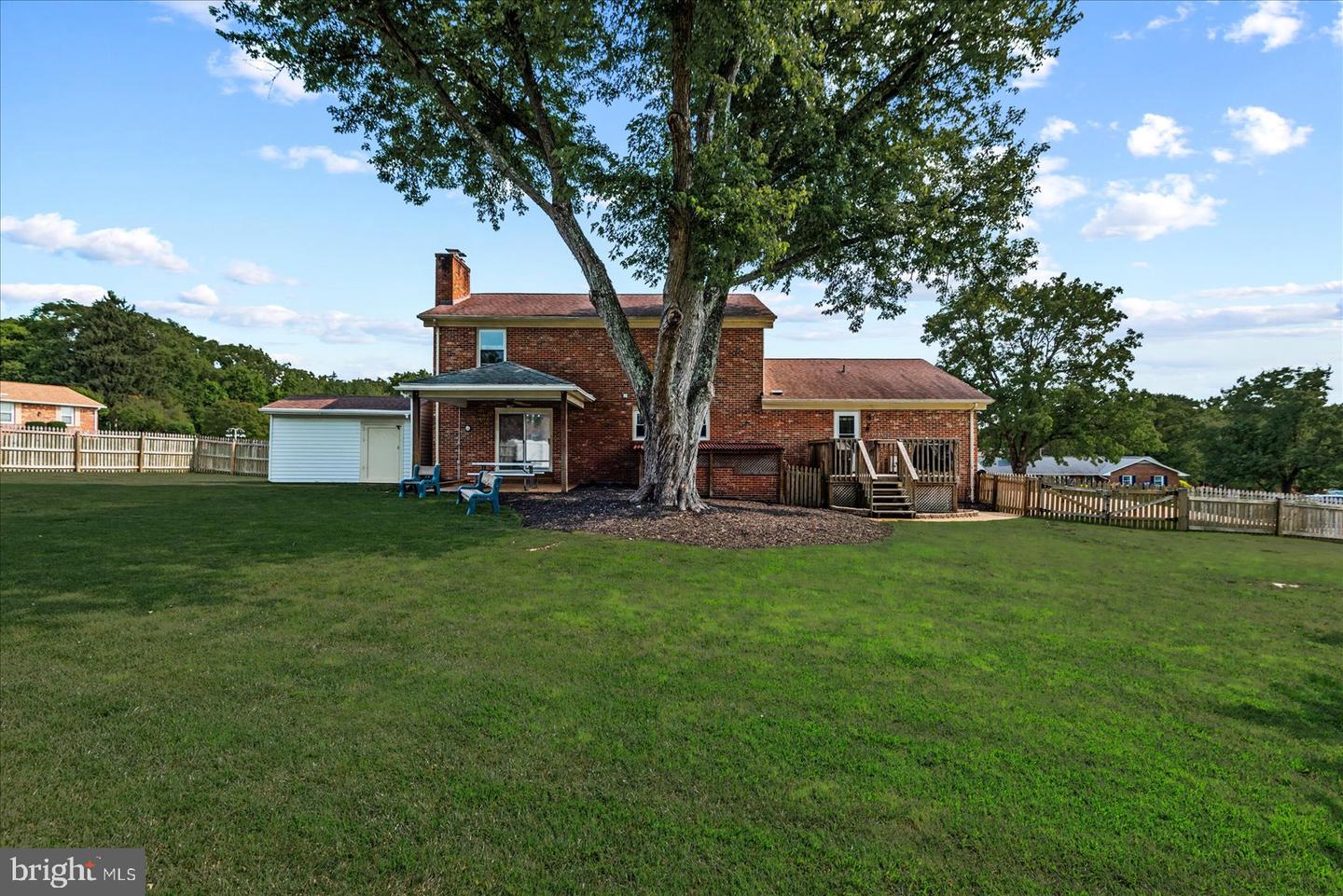 2123 MATTHEW LN, FREDERICKSBURG, Virginia 22405, 5 Bedrooms Bedrooms, ,2 BathroomsBathrooms,Residential,For sale,2123 MATTHEW LN,VAST2038944 MLS # VAST2038944