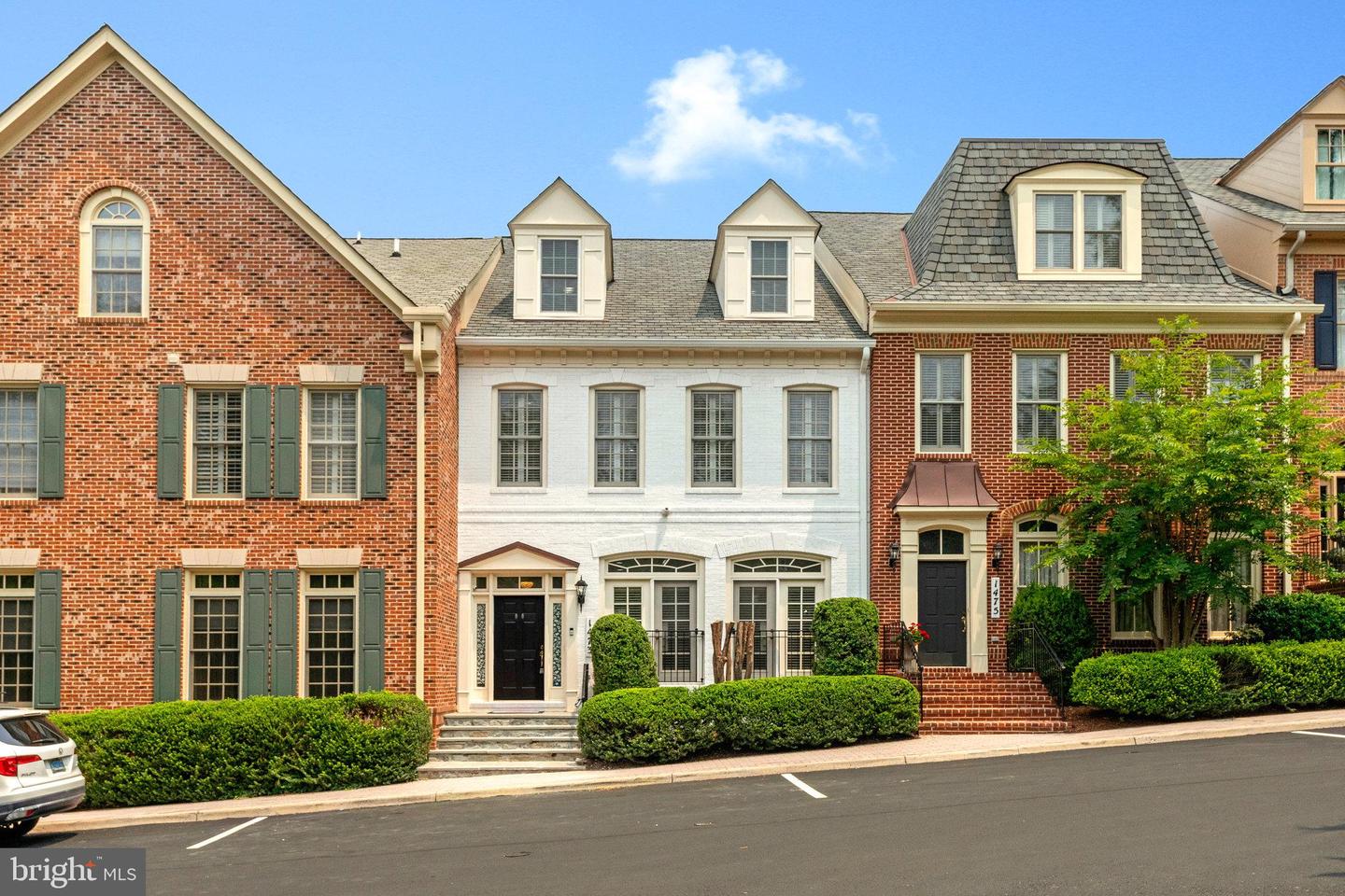 1473 EVANS FARM DR, MCLEAN, Virginia 22101, 5 Bedrooms Bedrooms, ,4 BathroomsBathrooms,Residential,For sale,1473 EVANS FARM DR,VAFX2241996 MLS # VAFX2241996