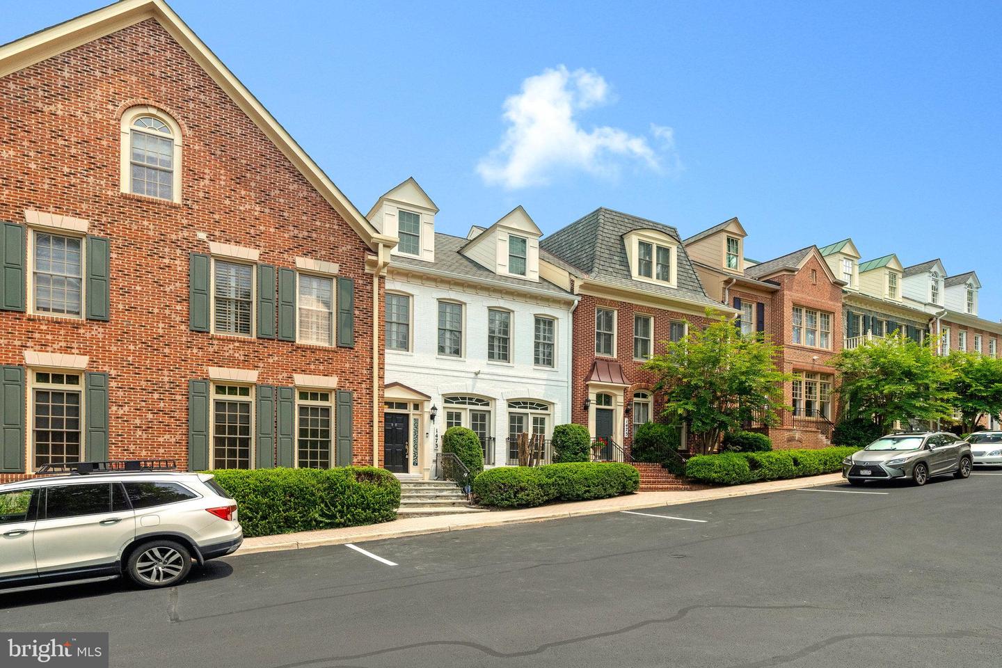1473 EVANS FARM DR, MCLEAN, Virginia 22101, 5 Bedrooms Bedrooms, ,4 BathroomsBathrooms,Residential,For sale,1473 EVANS FARM DR,VAFX2241996 MLS # VAFX2241996