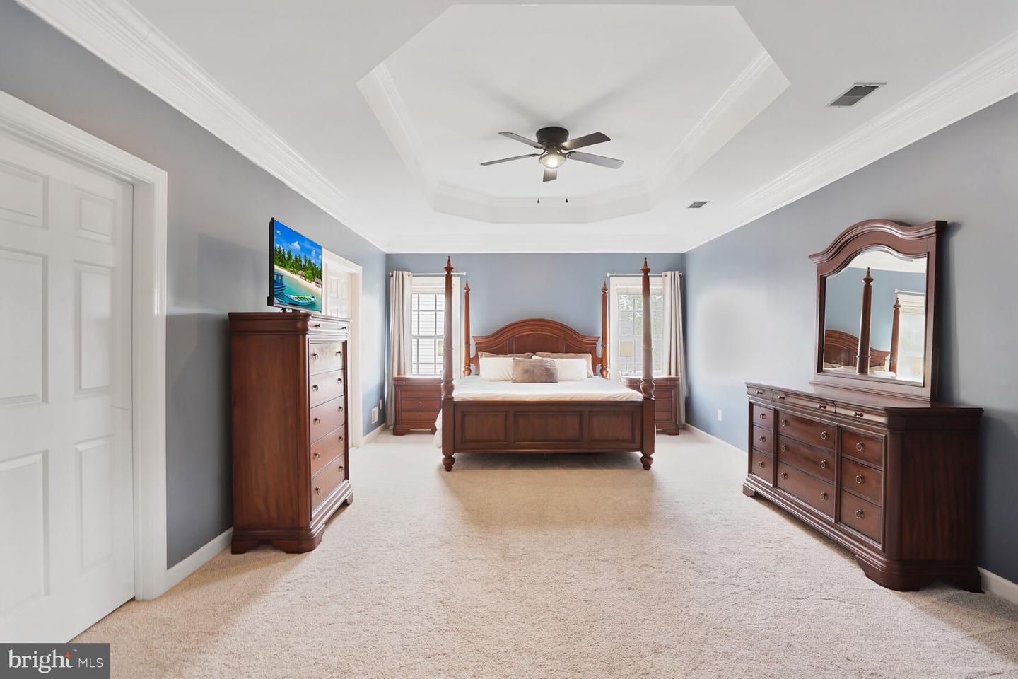 5638 LICK RIVER LN, GAINESVILLE, Virginia 20155, 4 Bedrooms Bedrooms, ,4 BathroomsBathrooms,Residential,For sale,5638 LICK RIVER LN,VAPW2095164 MLS # VAPW2095164