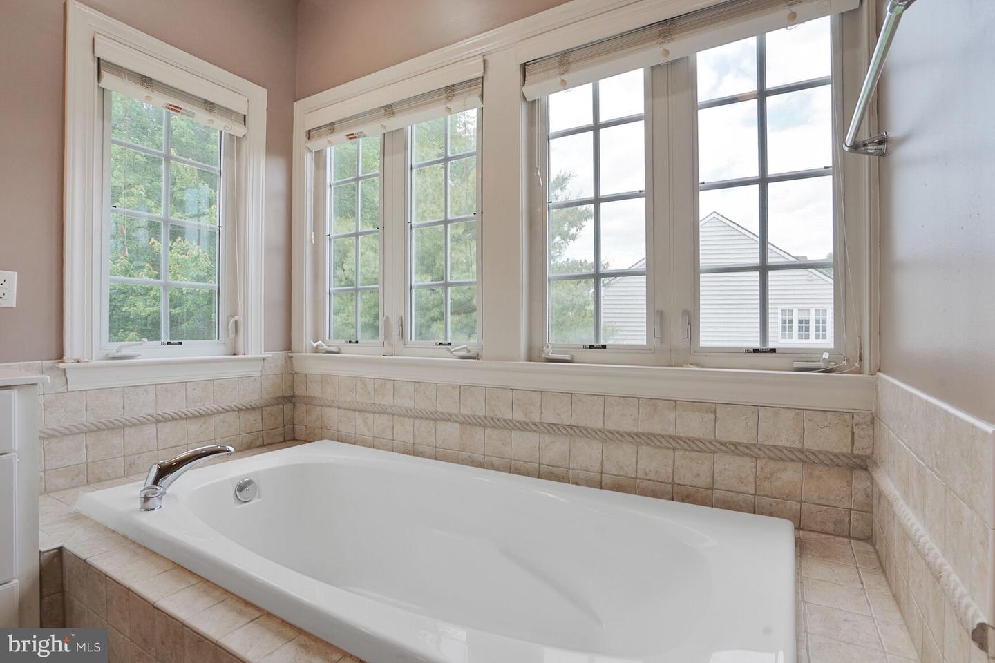 5638 LICK RIVER LN, GAINESVILLE, Virginia 20155, 4 Bedrooms Bedrooms, ,4 BathroomsBathrooms,Residential,For sale,5638 LICK RIVER LN,VAPW2095164 MLS # VAPW2095164