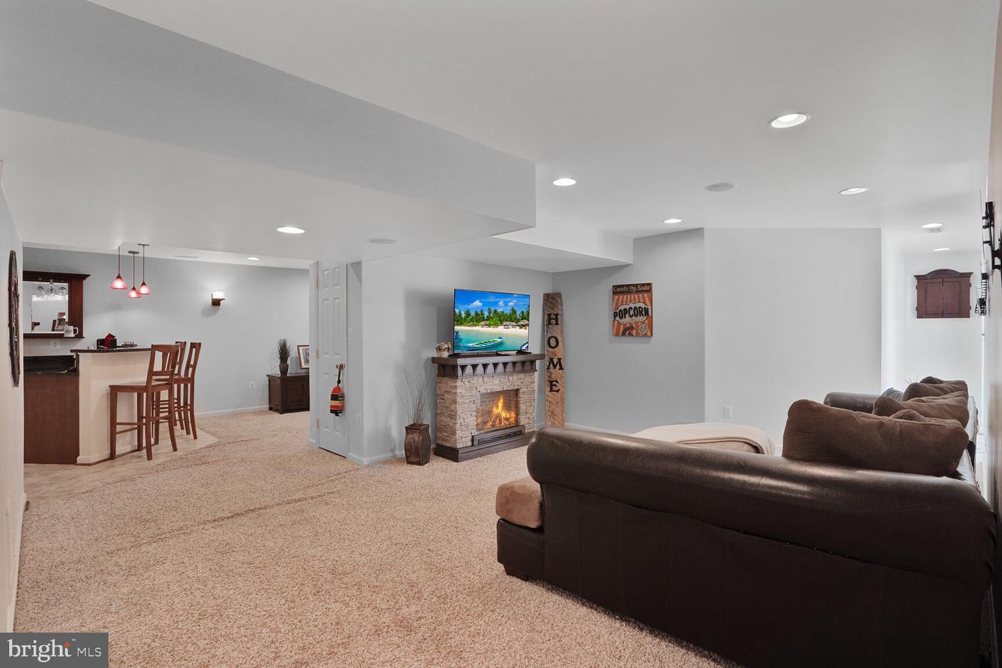 5638 LICK RIVER LN, GAINESVILLE, Virginia 20155, 4 Bedrooms Bedrooms, ,4 BathroomsBathrooms,Residential,For sale,5638 LICK RIVER LN,VAPW2095164 MLS # VAPW2095164