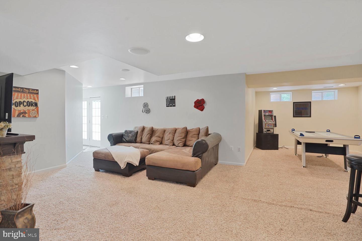 5638 LICK RIVER LN, GAINESVILLE, Virginia 20155, 4 Bedrooms Bedrooms, ,4 BathroomsBathrooms,Residential,For sale,5638 LICK RIVER LN,VAPW2095164 MLS # VAPW2095164