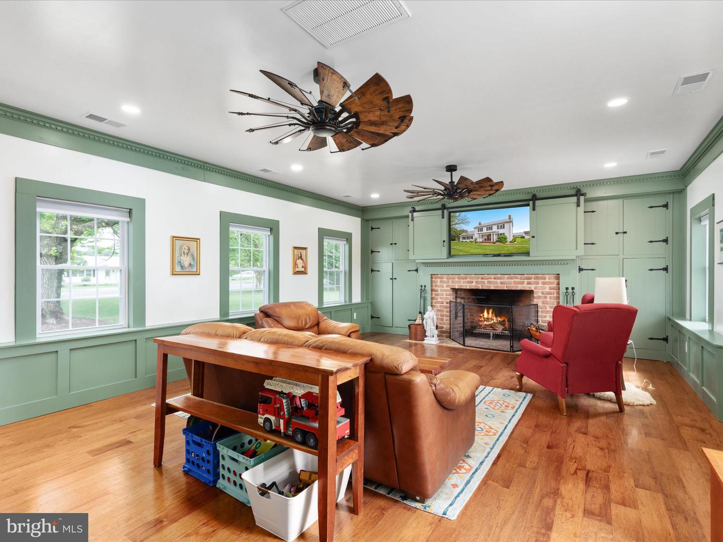 27986 OLD VALLEY PIKE, TOMS BROOK, Virginia 22660, 4 Bedrooms Bedrooms, ,2 BathroomsBathrooms,Residential,For sale,27986 OLD VALLEY PIKE,VASH2011526 MLS # VASH2011526