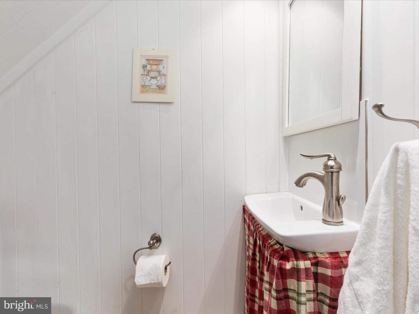 27986 OLD VALLEY PIKE, TOMS BROOK, Virginia 22660, 4 Bedrooms Bedrooms, ,2 BathroomsBathrooms,Residential,For sale,27986 OLD VALLEY PIKE,VASH2011526 MLS # VASH2011526