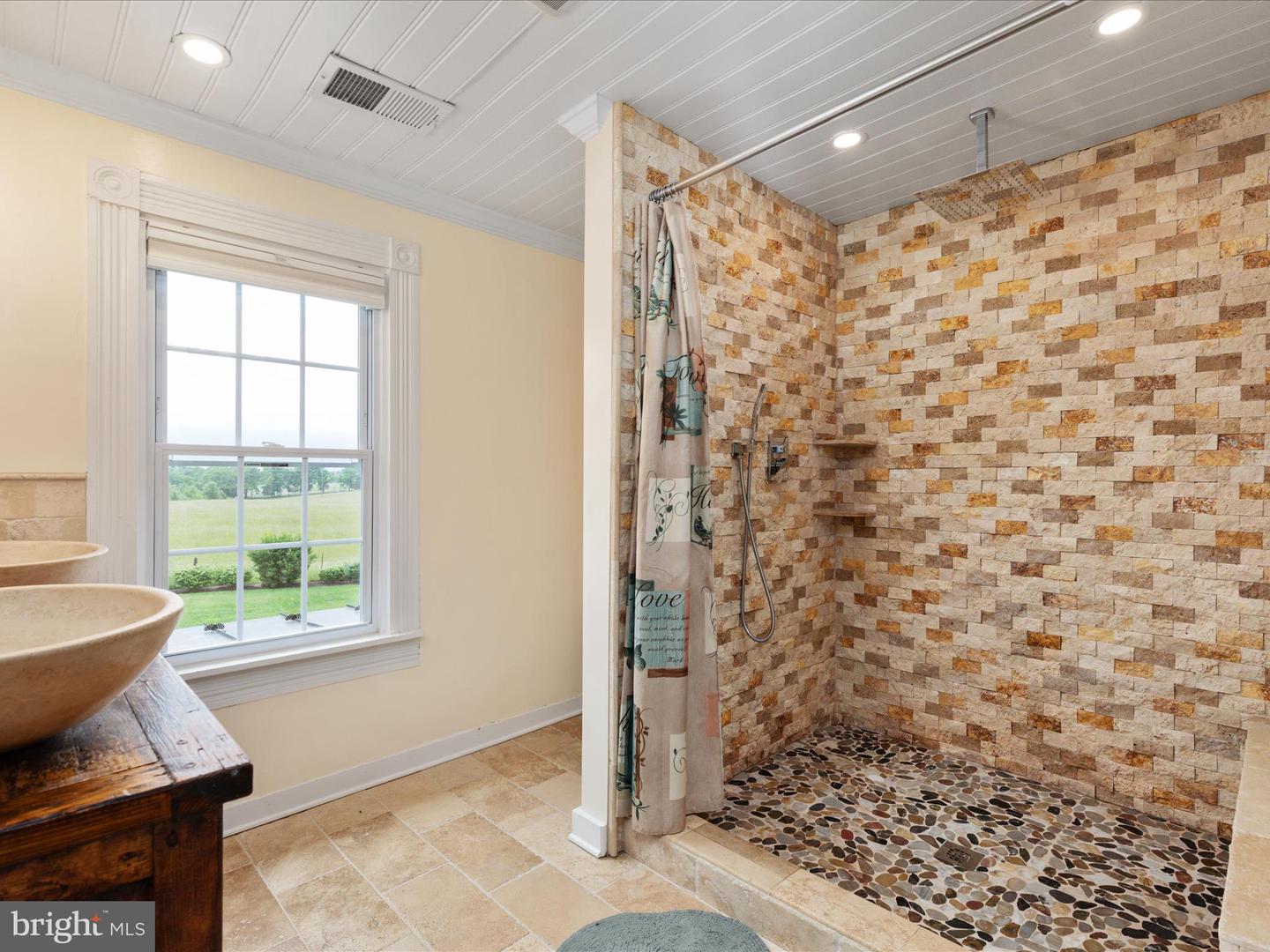 27986 OLD VALLEY PIKE, TOMS BROOK, Virginia 22660, 4 Bedrooms Bedrooms, ,2 BathroomsBathrooms,Residential,For sale,27986 OLD VALLEY PIKE,VASH2011526 MLS # VASH2011526