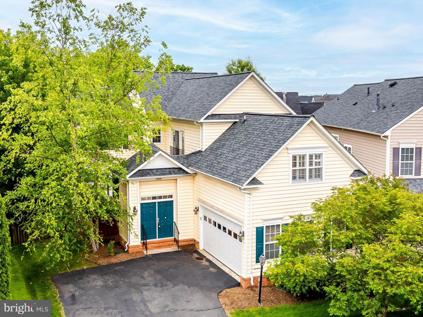 21934 WINDOVER DR, BROADLANDS, Virginia 20148, 4 Bedrooms Bedrooms, ,3 BathroomsBathrooms,Residential,For sale,21934 WINDOVER DR,VALO2097608 MLS # VALO2097608
