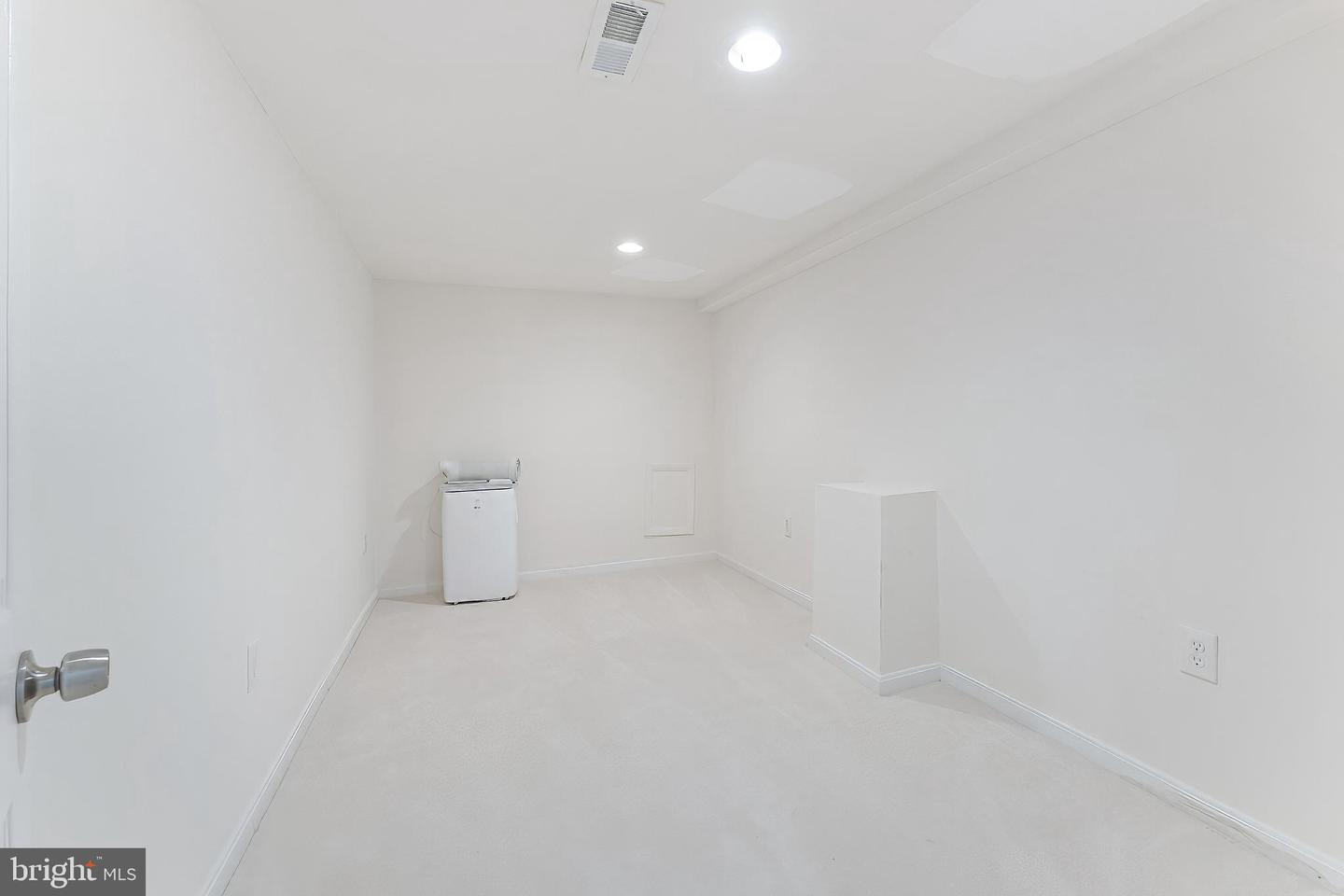21934 WINDOVER DR, BROADLANDS, Virginia 20148, 4 Bedrooms Bedrooms, ,3 BathroomsBathrooms,Residential,For sale,21934 WINDOVER DR,VALO2097608 MLS # VALO2097608