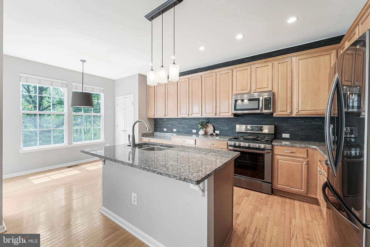 43103 FOREST EDGE SQ, BROADLANDS, Virginia 20148, 3 Bedrooms Bedrooms, ,2 BathroomsBathrooms,Residential,For sale,43103 FOREST EDGE SQ,VALO2097610 MLS # VALO2097610