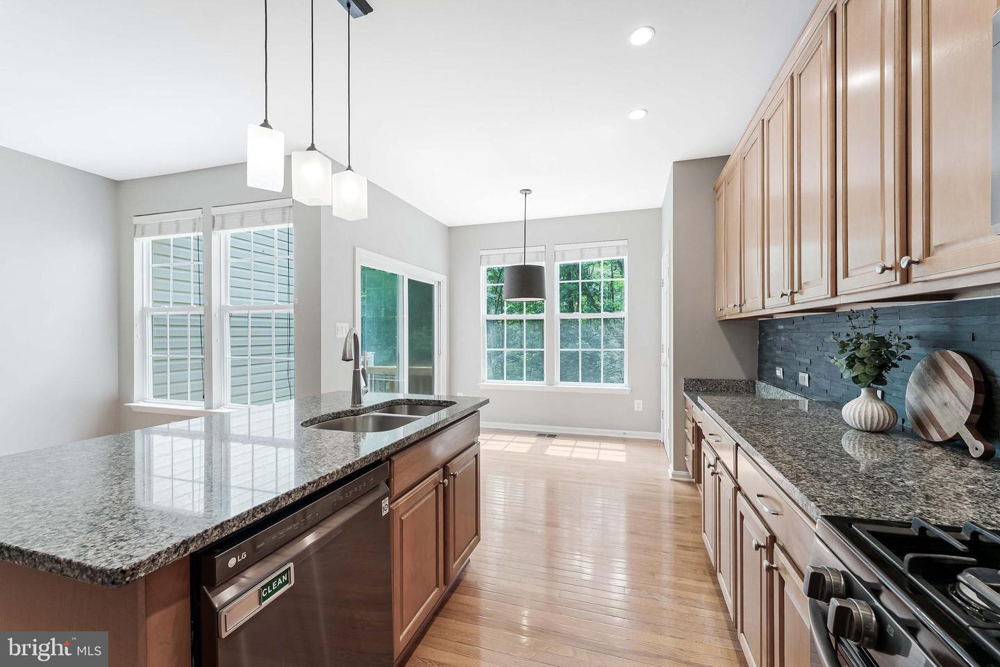 43103 FOREST EDGE SQ, BROADLANDS, Virginia 20148, 3 Bedrooms Bedrooms, ,2 BathroomsBathrooms,Residential,For sale,43103 FOREST EDGE SQ,VALO2097610 MLS # VALO2097610