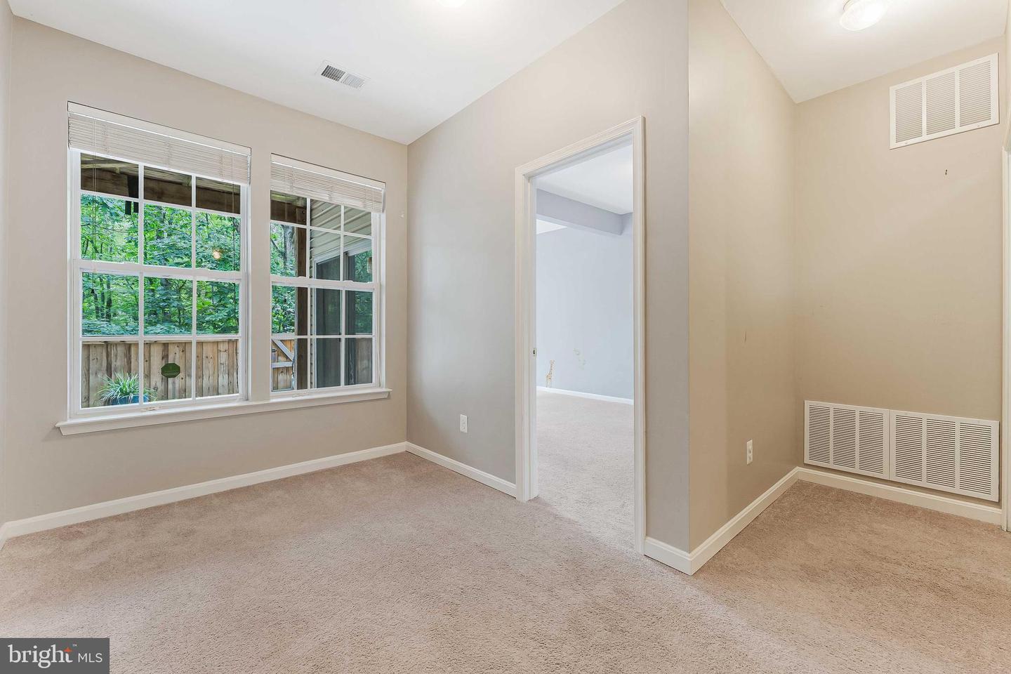 43103 FOREST EDGE SQ, BROADLANDS, Virginia 20148, 3 Bedrooms Bedrooms, ,2 BathroomsBathrooms,Residential,For sale,43103 FOREST EDGE SQ,VALO2097610 MLS # VALO2097610