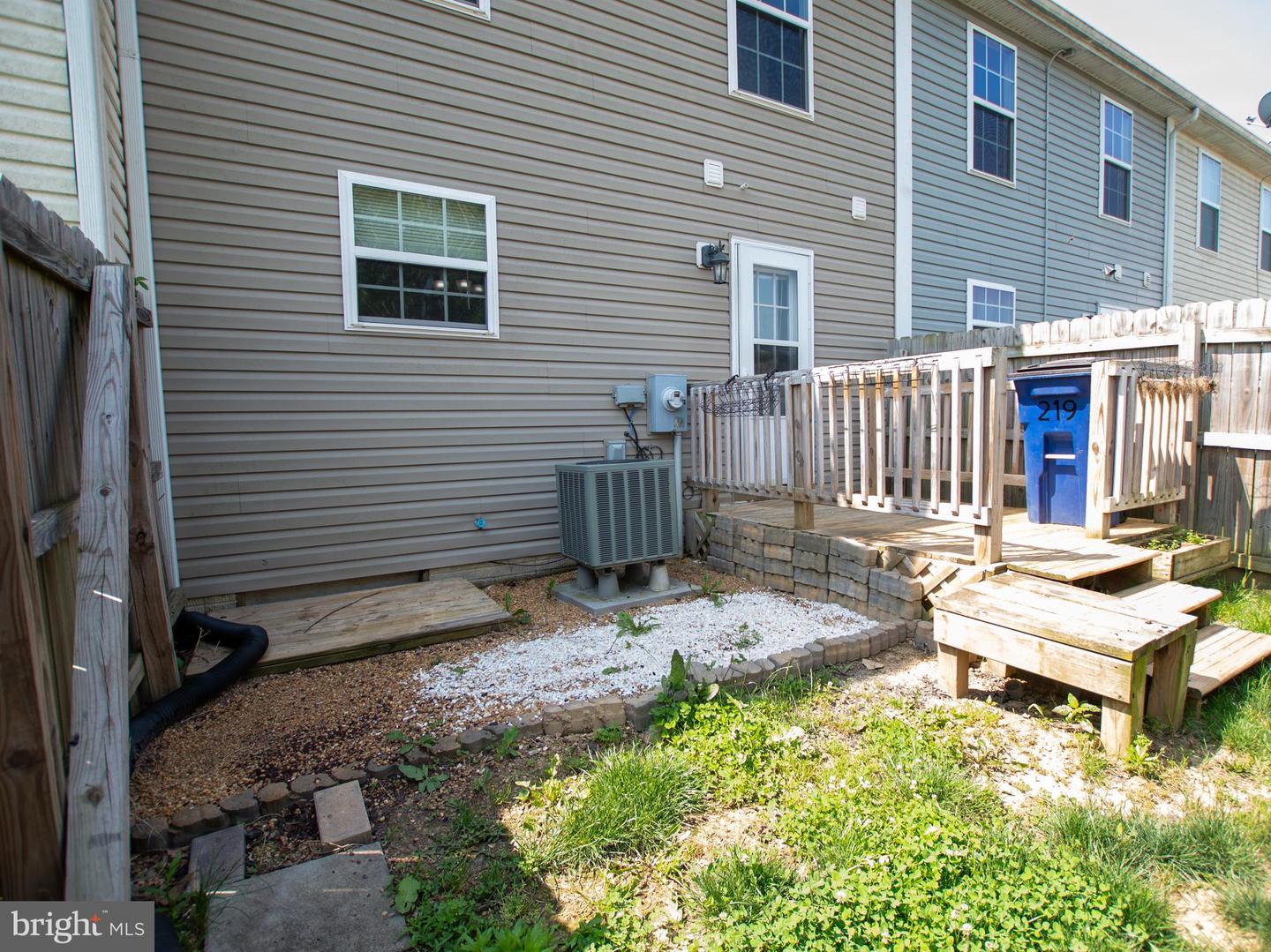 219 KADIES LN, EDINBURG, Virginia 22824, 2 Bedrooms Bedrooms, 5 Rooms Rooms,1 BathroomBathrooms,Residential,For sale,219 KADIES LN,VASH2011554 MLS # VASH2011554