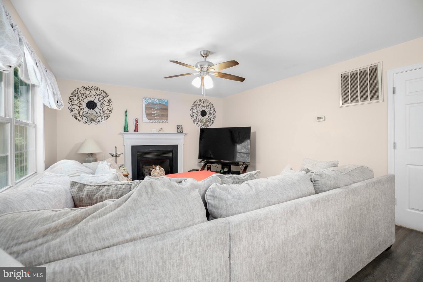 10305 TRACY LN, SPOTSYLVANIA, Virginia 22553, 4 Bedrooms Bedrooms, ,2 BathroomsBathrooms,Residential,For sale,10305 TRACY LN,VASP2033404 MLS # VASP2033404