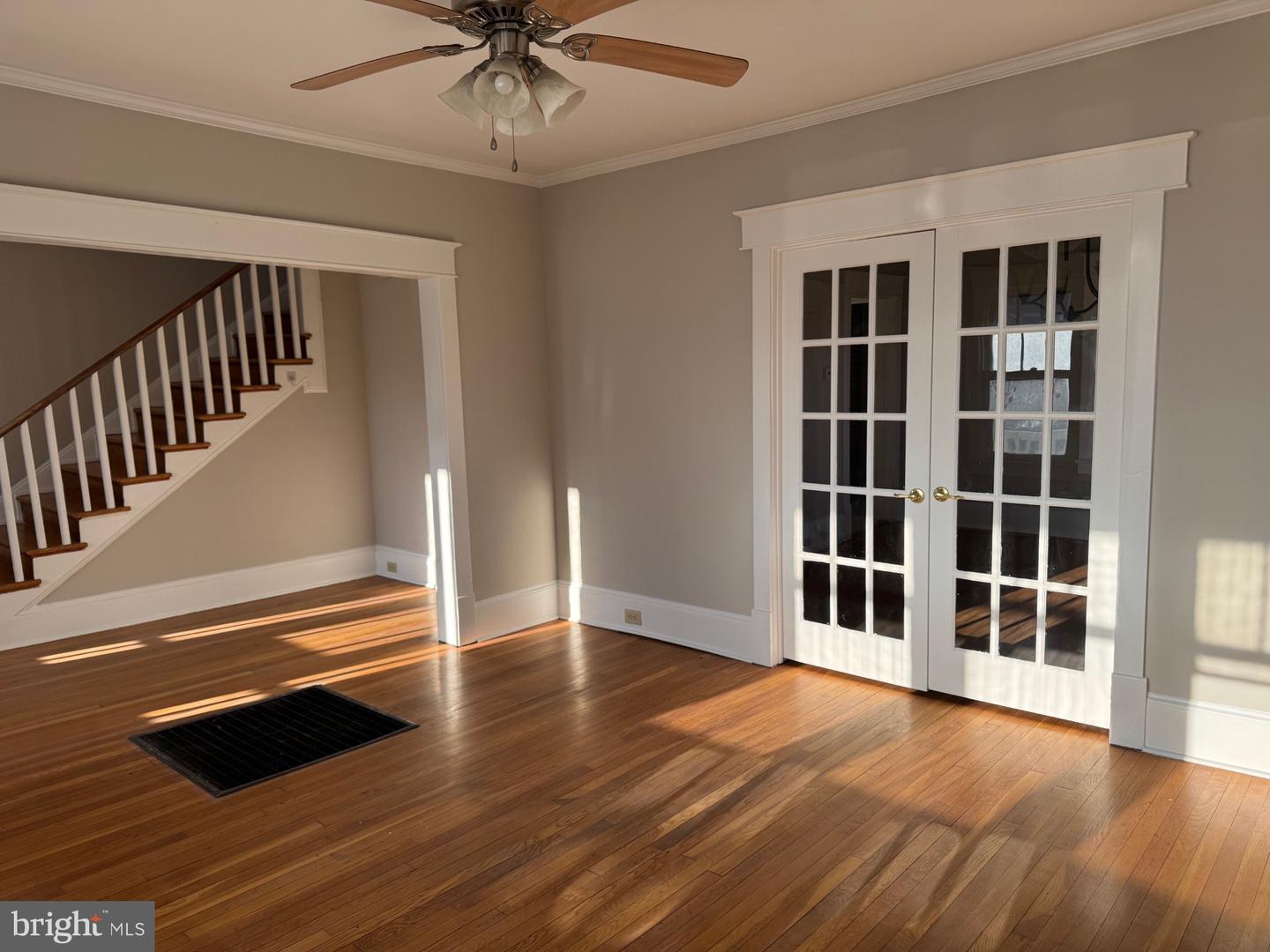 10 RICHARDS AVE, WINCHESTER, Virginia 22601, 3 Bedrooms Bedrooms, ,1 BathroomBathrooms,Residential,For sale,10 RICHARDS AVE,VAWI2007834 MLS # VAWI2007834