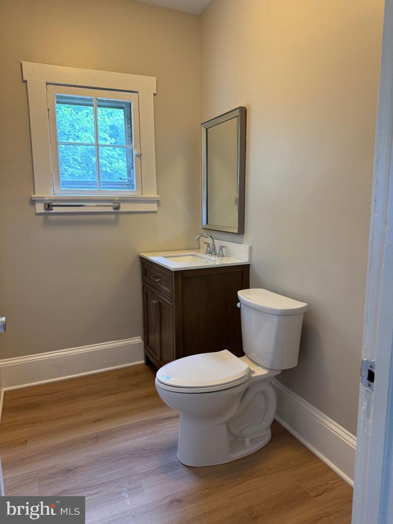 10 RICHARDS AVE, WINCHESTER, Virginia 22601, 3 Bedrooms Bedrooms, ,1 BathroomBathrooms,Residential,For sale,10 RICHARDS AVE,VAWI2007834 MLS # VAWI2007834
