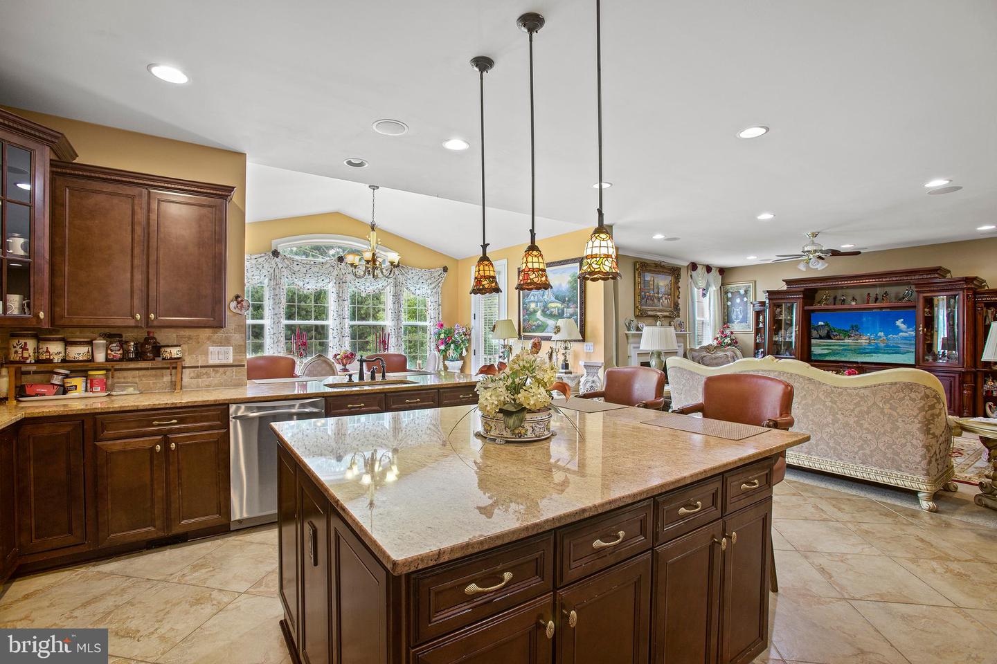 6109 BLACK OAK CT, FREDERICKSBURG, Virginia 22407, 5 Bedrooms Bedrooms, ,4 BathroomsBathrooms,Residential,For sale,6109 BLACK OAK CT,VASP2033474 MLS # VASP2033474