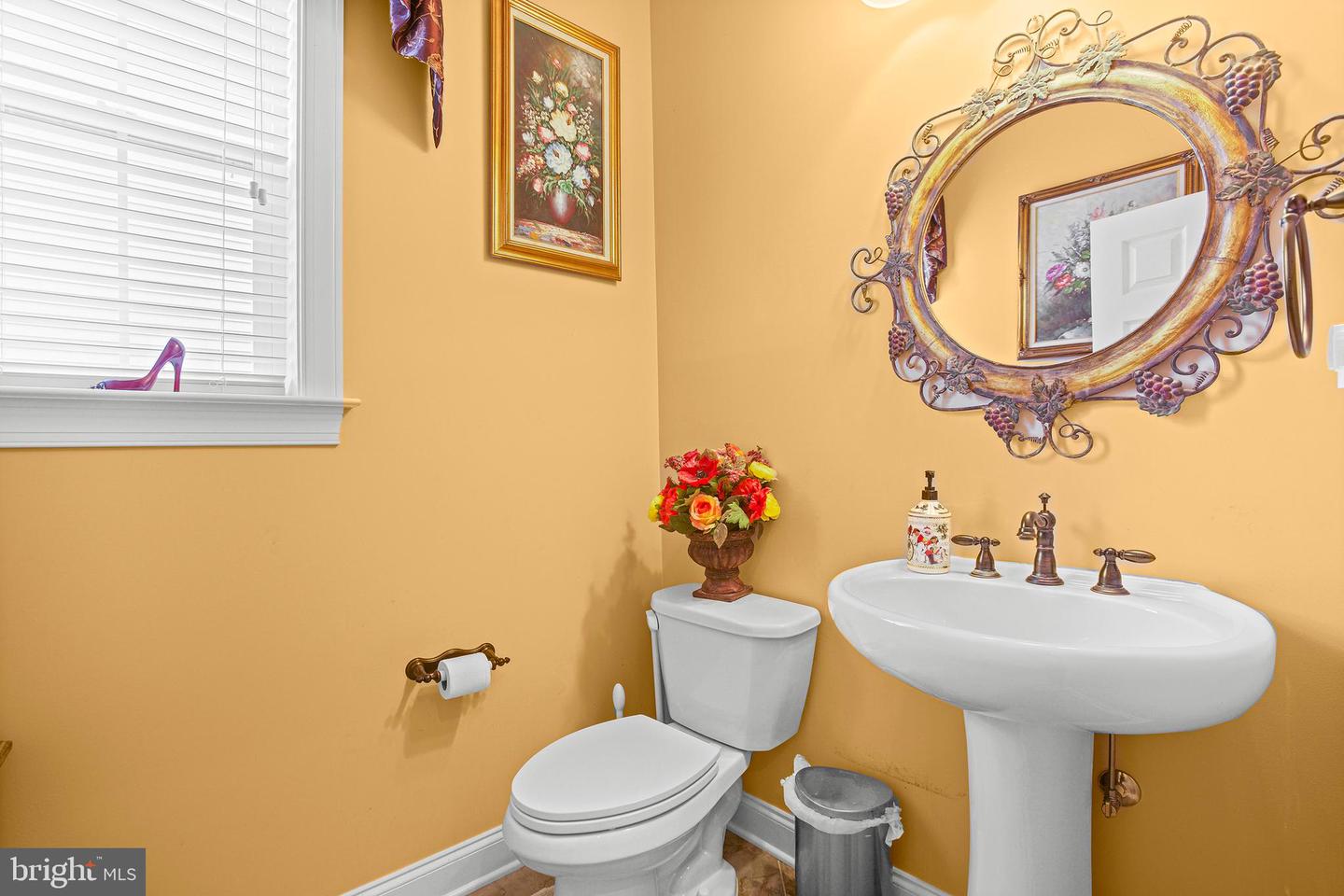 6109 BLACK OAK CT, FREDERICKSBURG, Virginia 22407, 5 Bedrooms Bedrooms, ,4 BathroomsBathrooms,Residential,For sale,6109 BLACK OAK CT,VASP2033474 MLS # VASP2033474