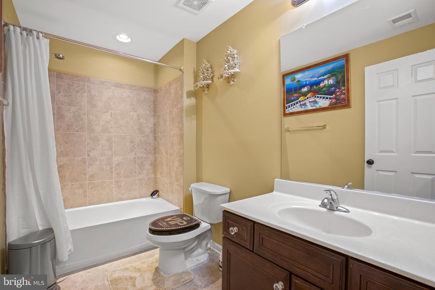 6109 BLACK OAK CT, FREDERICKSBURG, Virginia 22407, 5 Bedrooms Bedrooms, ,4 BathroomsBathrooms,Residential,For sale,6109 BLACK OAK CT,VASP2033474 MLS # VASP2033474