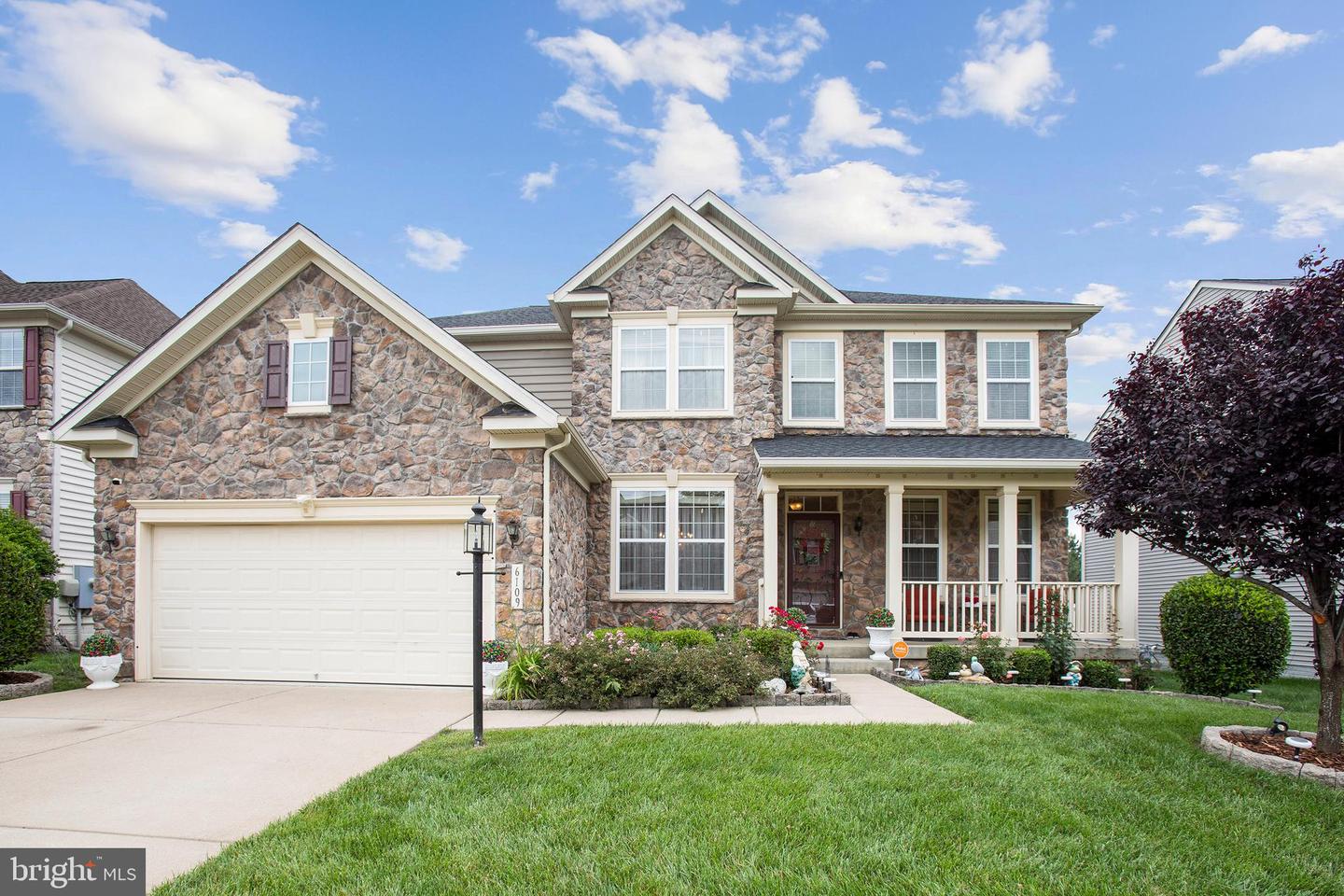 6109 BLACK OAK CT, FREDERICKSBURG, Virginia 22407, 5 Bedrooms Bedrooms, ,4 BathroomsBathrooms,Residential,For sale,6109 BLACK OAK CT,VASP2033474 MLS # VASP2033474