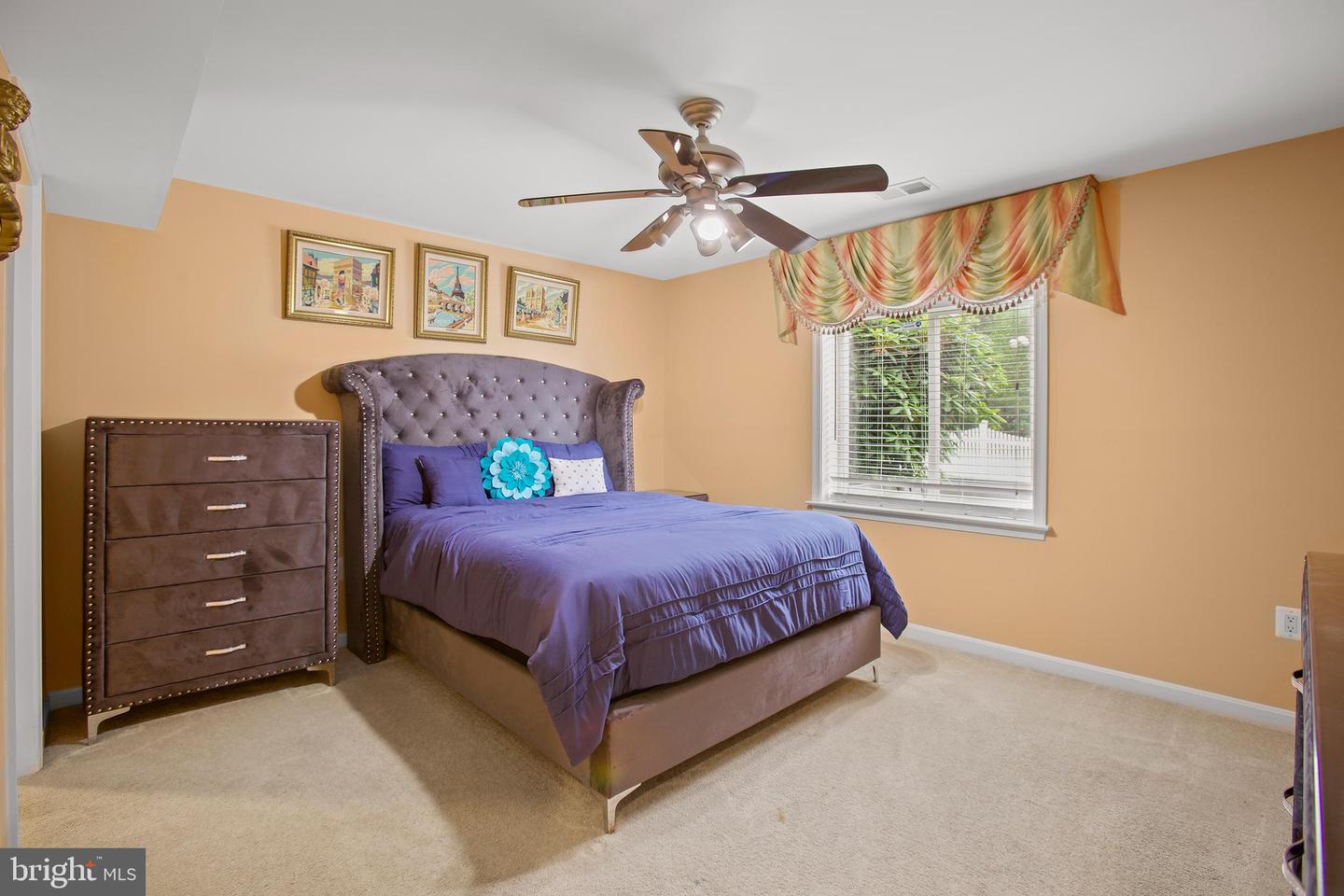 6109 BLACK OAK CT, FREDERICKSBURG, Virginia 22407, 5 Bedrooms Bedrooms, ,4 BathroomsBathrooms,Residential,For sale,6109 BLACK OAK CT,VASP2033474 MLS # VASP2033474