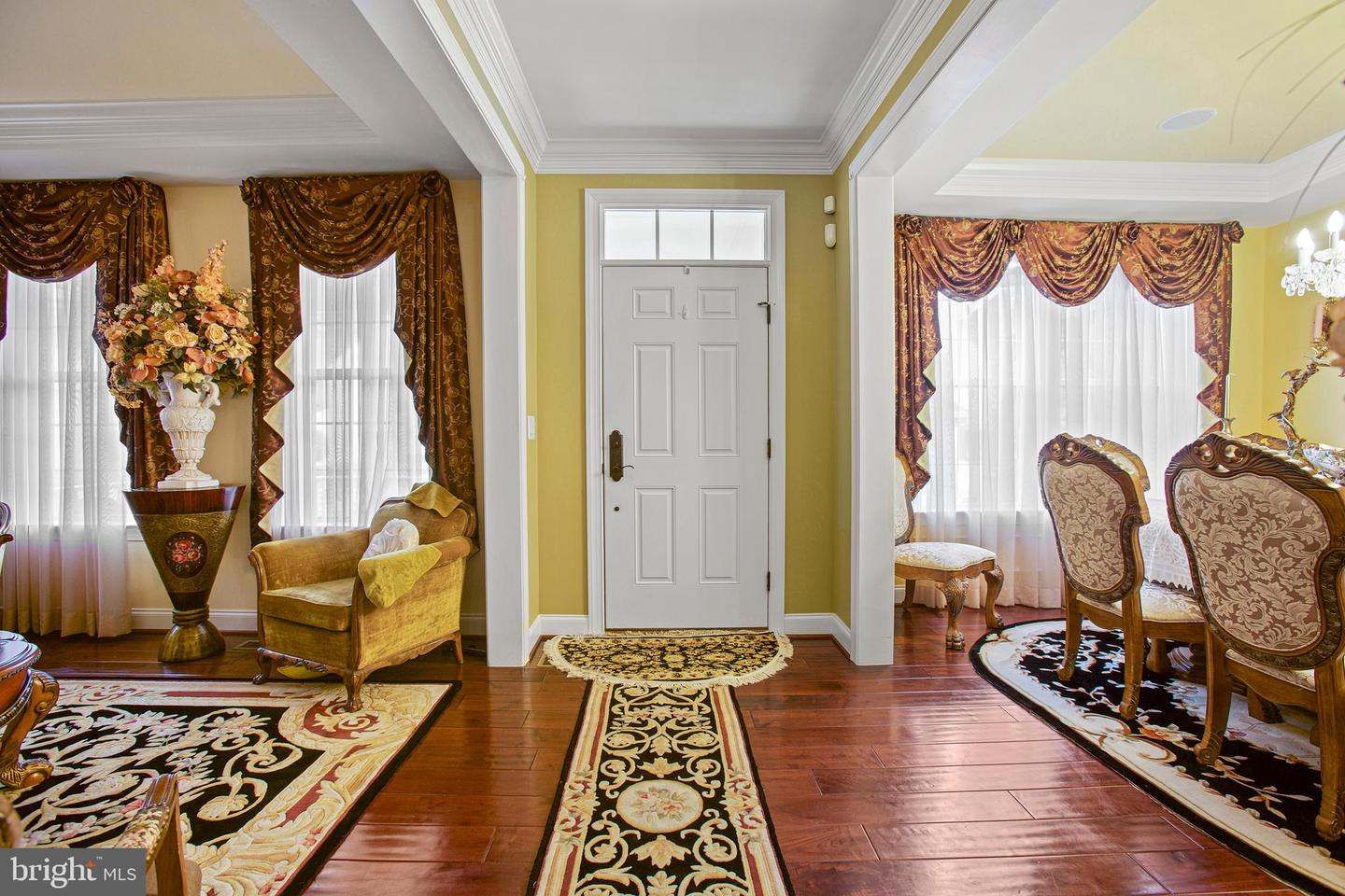 6109 BLACK OAK CT, FREDERICKSBURG, Virginia 22407, 5 Bedrooms Bedrooms, ,4 BathroomsBathrooms,Residential,For sale,6109 BLACK OAK CT,VASP2033474 MLS # VASP2033474