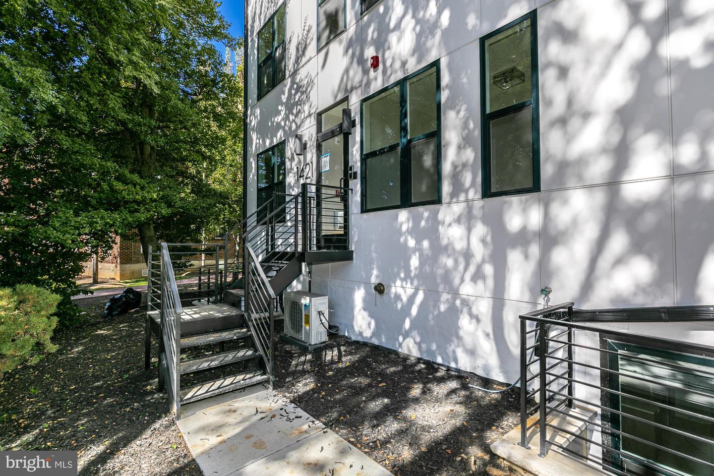 1421 SPRING RD NW #102, WASHINGTON, District Of Columbia 20010, 1 Bedroom Bedrooms, ,1 BathroomBathrooms,Residential,For sale,1421 SPRING RD NW #102,DCDC2203424 MLS # DCDC2203424