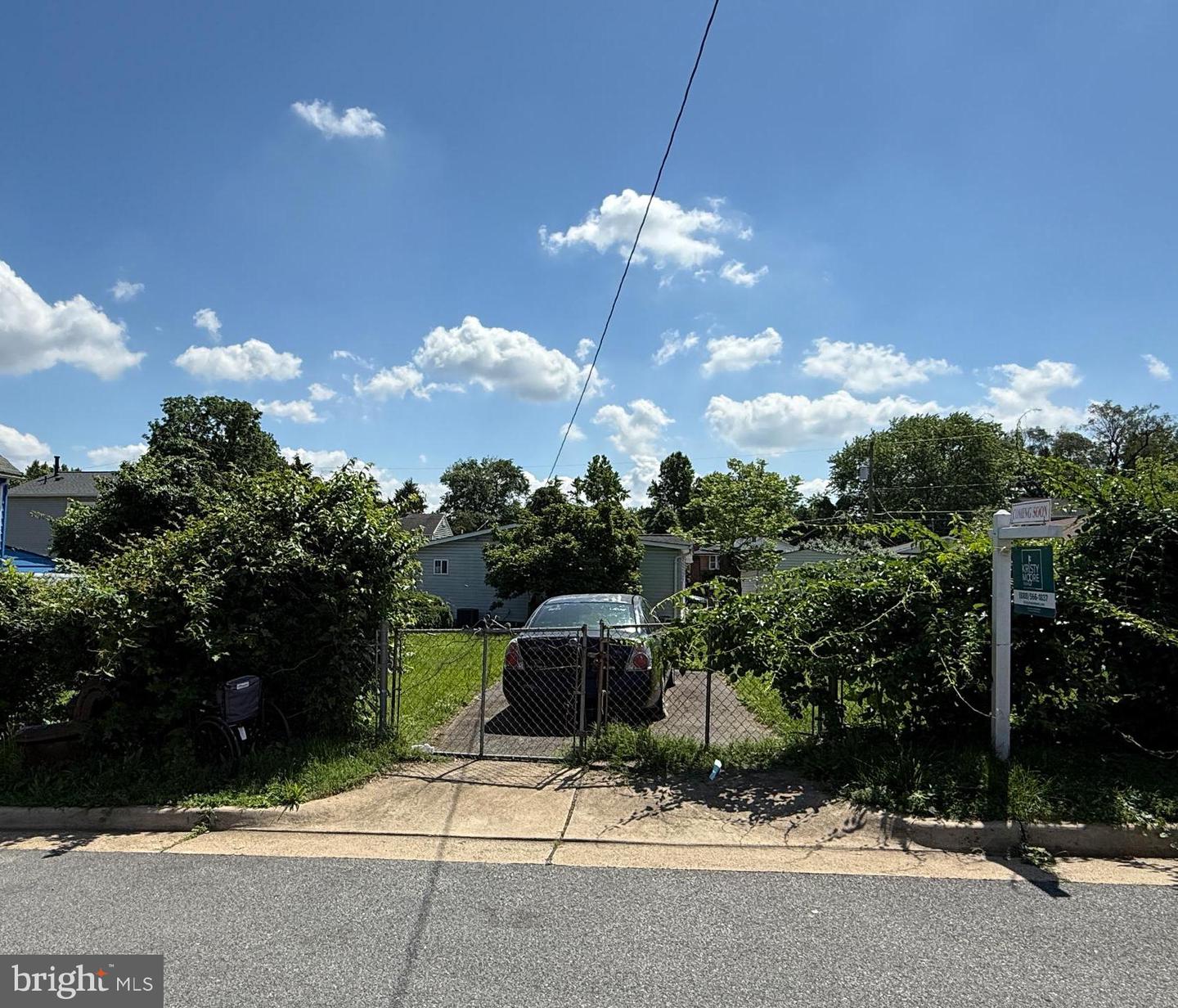 2821 DOUGLASS AVE, FALLS CHURCH, Virginia 22042, ,Land,For sale,2821 DOUGLASS AVE,VAFX2240650 MLS # VAFX2240650