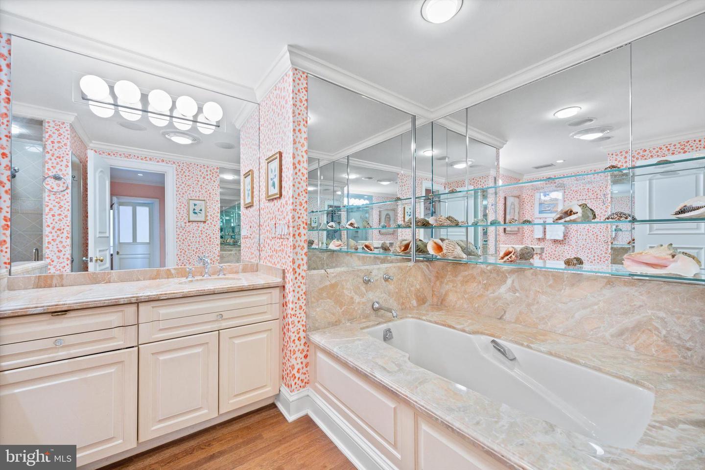 2700 CALVERT ST NW #812/818, WASHINGTON, District Of Columbia 20008, 3 Bedrooms Bedrooms, ,3 BathroomsBathrooms,Residential,For sale,2700 CALVERT ST NW #812/818,DCDC2203374 MLS # DCDC2203374