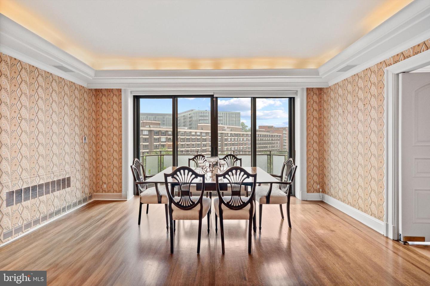 2700 CALVERT ST NW #812/818, WASHINGTON, District Of Columbia 20008, 3 Bedrooms Bedrooms, ,3 BathroomsBathrooms,Residential,For sale,2700 CALVERT ST NW #812/818,DCDC2203374 MLS # DCDC2203374