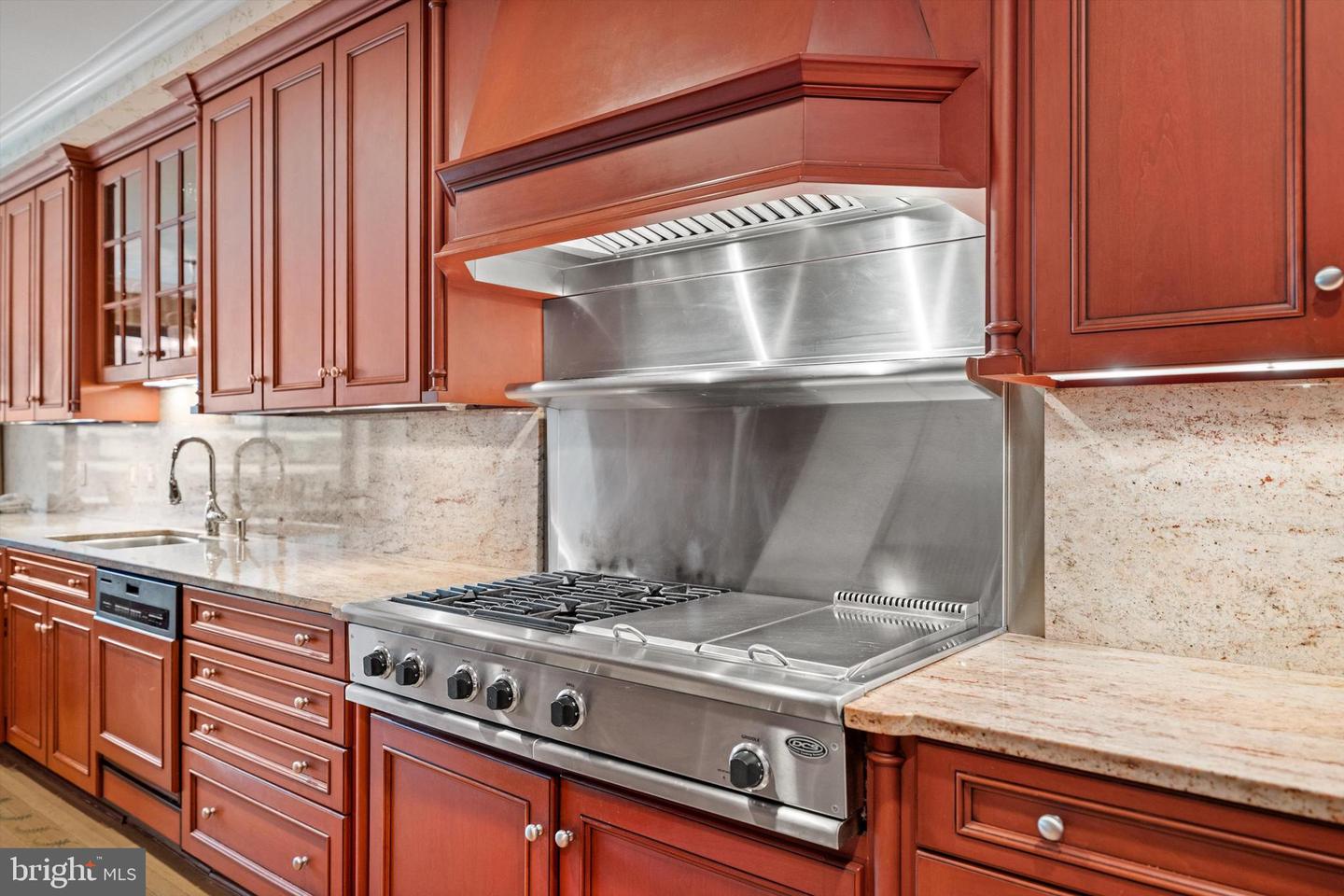 2700 CALVERT ST NW #812/818, WASHINGTON, District Of Columbia 20008, 3 Bedrooms Bedrooms, ,3 BathroomsBathrooms,Residential,For sale,2700 CALVERT ST NW #812/818,DCDC2203374 MLS # DCDC2203374
