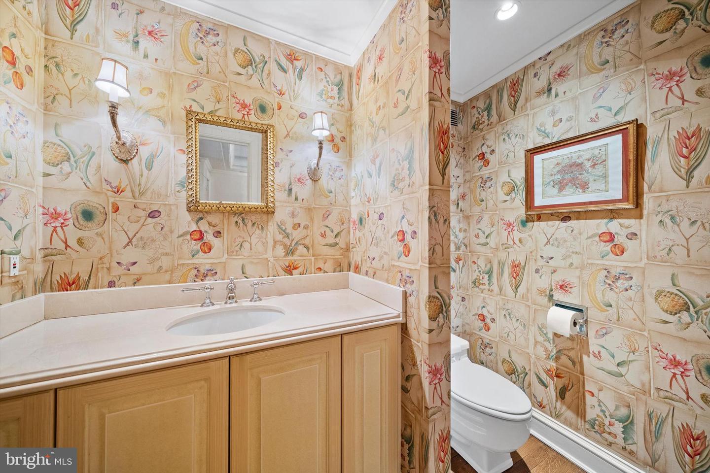 2700 CALVERT ST NW #812/818, WASHINGTON, District Of Columbia 20008, 3 Bedrooms Bedrooms, ,3 BathroomsBathrooms,Residential,For sale,2700 CALVERT ST NW #812/818,DCDC2203374 MLS # DCDC2203374