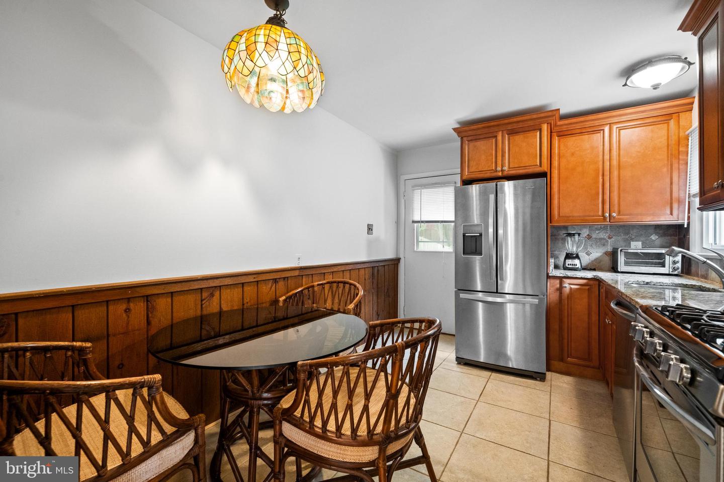 9211 CAPRICORN CT, BURKE, Virginia 22015, 5 Bedrooms Bedrooms, ,2 BathroomsBathrooms,Residential,For sale,9211 CAPRICORN CT,VAFX2245030 MLS # VAFX2245030