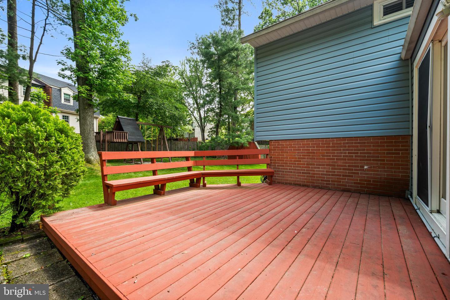 9211 CAPRICORN CT, BURKE, Virginia 22015, 5 Bedrooms Bedrooms, ,2 BathroomsBathrooms,Residential,For sale,9211 CAPRICORN CT,VAFX2245030 MLS # VAFX2245030