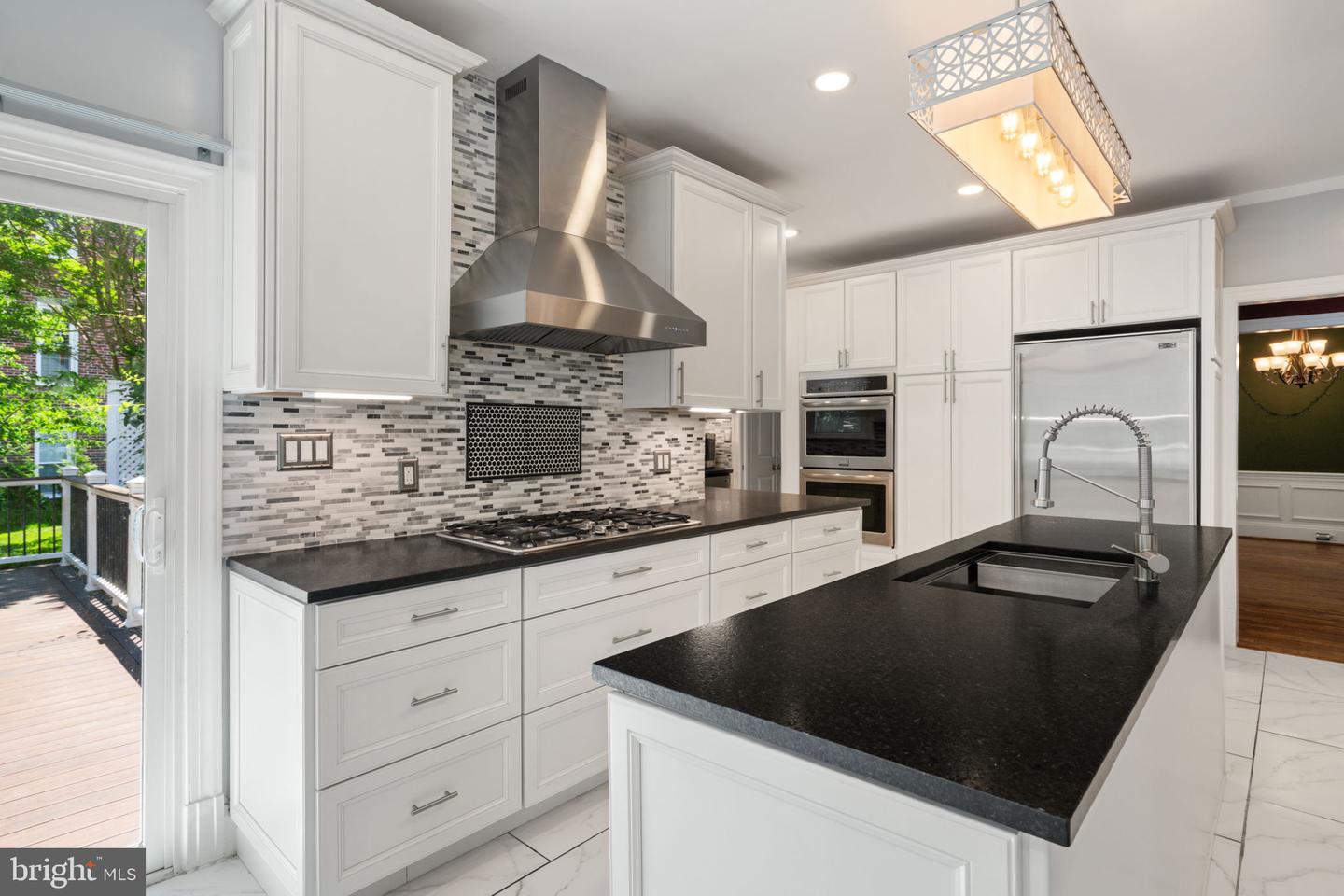 1514 NIGHT SHADE CT, VIENNA, Virginia 22182, 5 Bedrooms Bedrooms, ,4 BathroomsBathrooms,Residential,For sale,1514 NIGHT SHADE CT,VAFX2245038 MLS # VAFX2245038