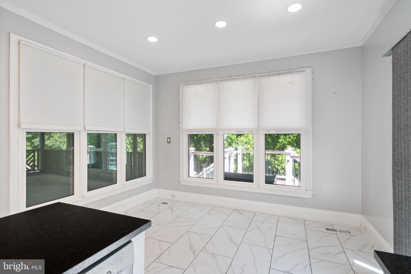 1514 NIGHT SHADE CT, VIENNA, Virginia 22182, 5 Bedrooms Bedrooms, ,4 BathroomsBathrooms,Residential,For sale,1514 NIGHT SHADE CT,VAFX2245038 MLS # VAFX2245038