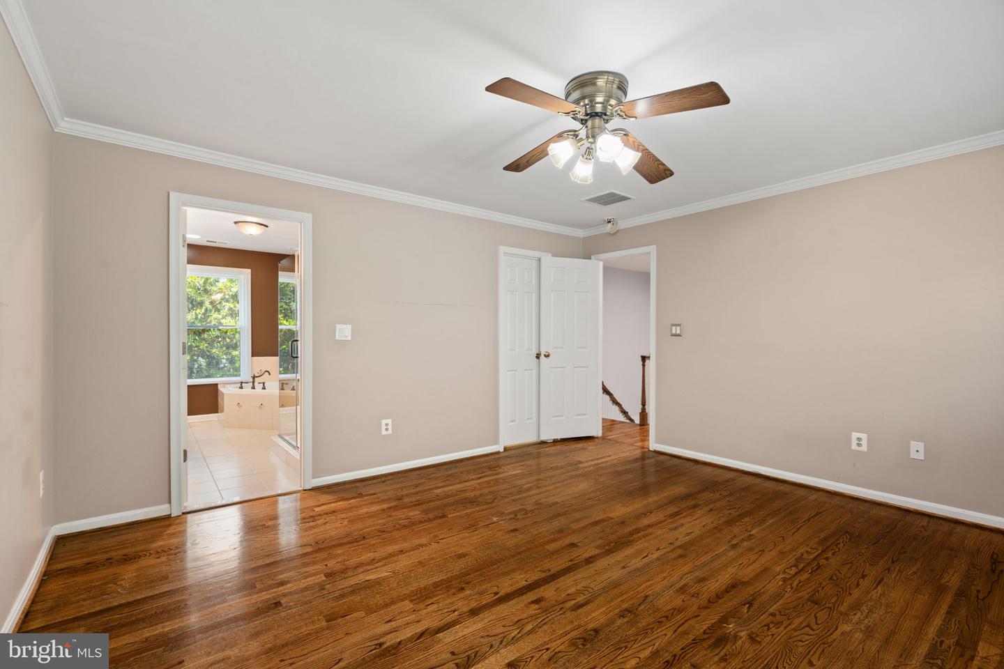 1514 NIGHT SHADE CT, VIENNA, Virginia 22182, 5 Bedrooms Bedrooms, ,4 BathroomsBathrooms,Residential,For sale,1514 NIGHT SHADE CT,VAFX2245038 MLS # VAFX2245038