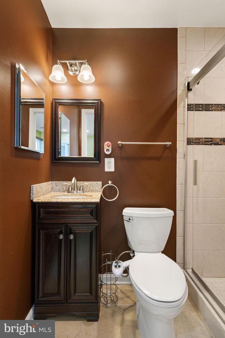1514 NIGHT SHADE CT, VIENNA, Virginia 22182, 5 Bedrooms Bedrooms, ,4 BathroomsBathrooms,Residential,For sale,1514 NIGHT SHADE CT,VAFX2245038 MLS # VAFX2245038