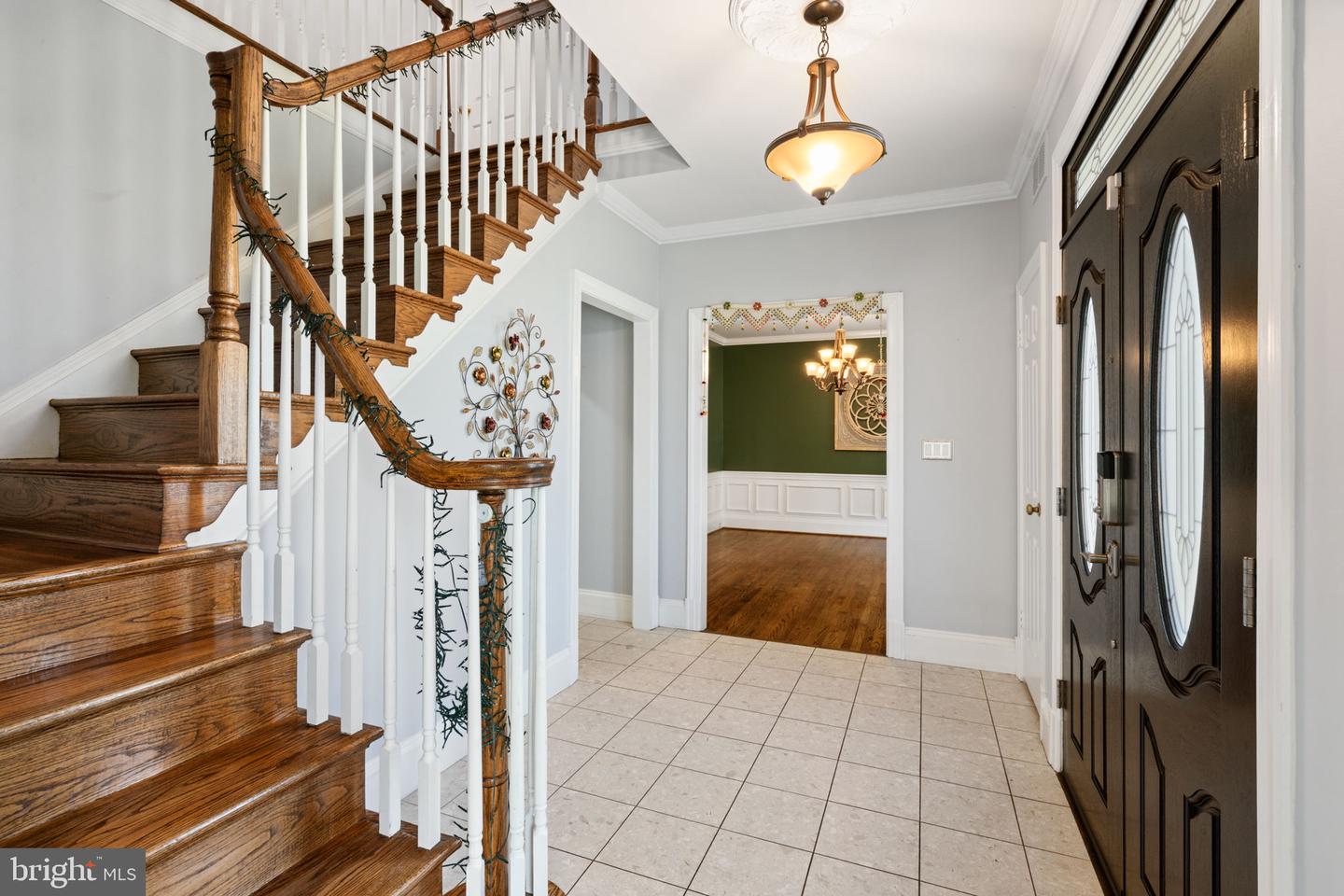 1514 NIGHT SHADE CT, VIENNA, Virginia 22182, 5 Bedrooms Bedrooms, ,4 BathroomsBathrooms,Residential,For sale,1514 NIGHT SHADE CT,VAFX2245038 MLS # VAFX2245038