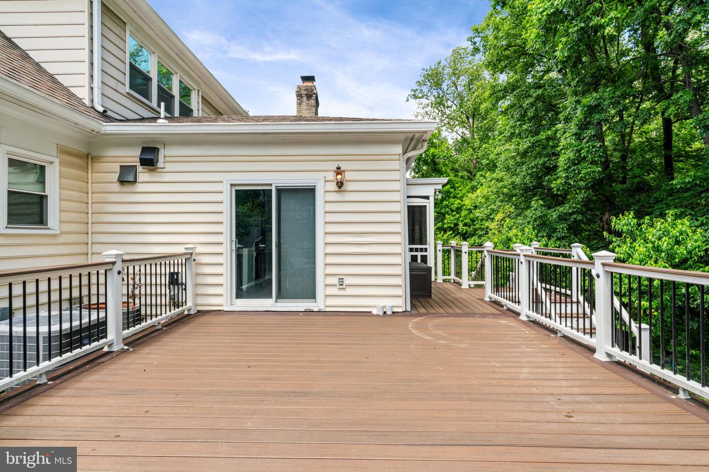 1514 NIGHT SHADE CT, VIENNA, Virginia 22182, 5 Bedrooms Bedrooms, ,4 BathroomsBathrooms,Residential,For sale,1514 NIGHT SHADE CT,VAFX2245038 MLS # VAFX2245038