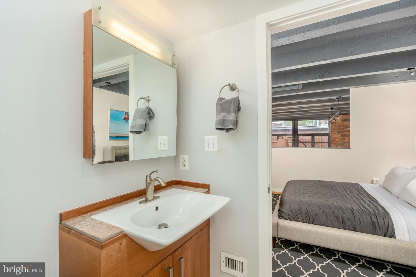 1401 CHURCH ST NW #412, WASHINGTON, District Of Columbia 20005, 1 Bedroom Bedrooms, ,1 BathroomBathrooms,Residential,For sale,1401 CHURCH ST NW #412,DCDC2203840 MLS # DCDC2203840