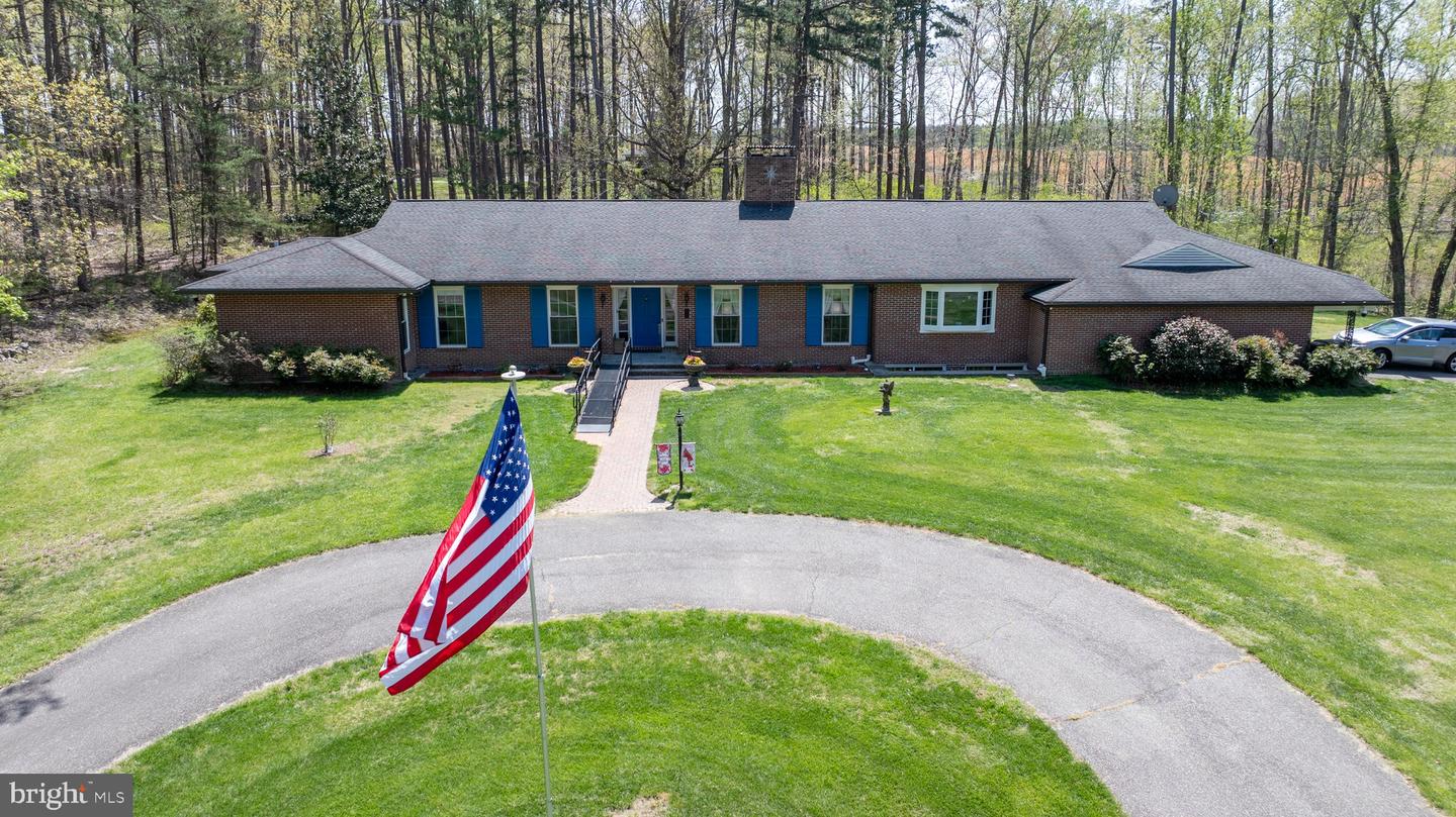 9549 FREDERICKS HALL RD, MINERAL, Virginia 23117, 4 Bedrooms Bedrooms, 12 Rooms Rooms,5 BathroomsBathrooms,Residential,For sale,9549 FREDERICKS HALL RD,VALA2007964 MLS # VALA2007964