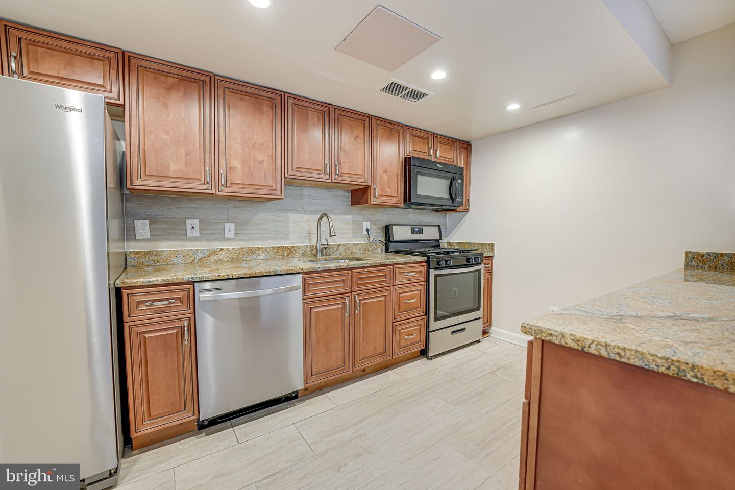 483 N ARMISTEAD ST #T3, ALEXANDRIA, Virginia 22312, 1 Bedroom Bedrooms, ,1 BathroomBathrooms,Residential,For sale,483 N ARMISTEAD ST #T3,VAAX2046062 MLS # VAAX2046062