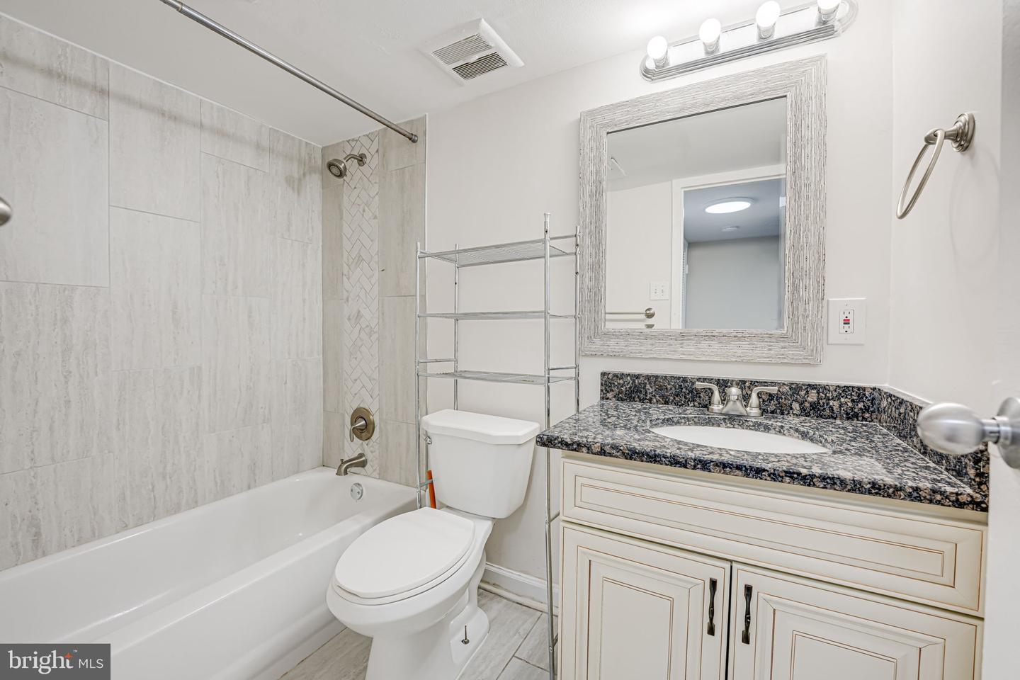 483 N ARMISTEAD ST #T3, ALEXANDRIA, Virginia 22312, 1 Bedroom Bedrooms, ,1 BathroomBathrooms,Residential,For sale,483 N ARMISTEAD ST #T3,VAAX2046062 MLS # VAAX2046062