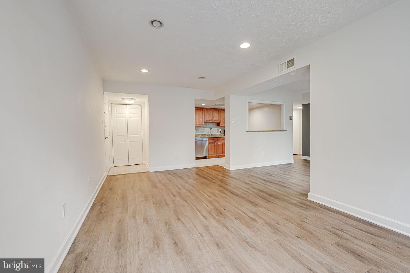 483 N ARMISTEAD ST #T3, ALEXANDRIA, Virginia 22312, 1 Bedroom Bedrooms, ,1 BathroomBathrooms,Residential,For sale,483 N ARMISTEAD ST #T3,VAAX2046062 MLS # VAAX2046062