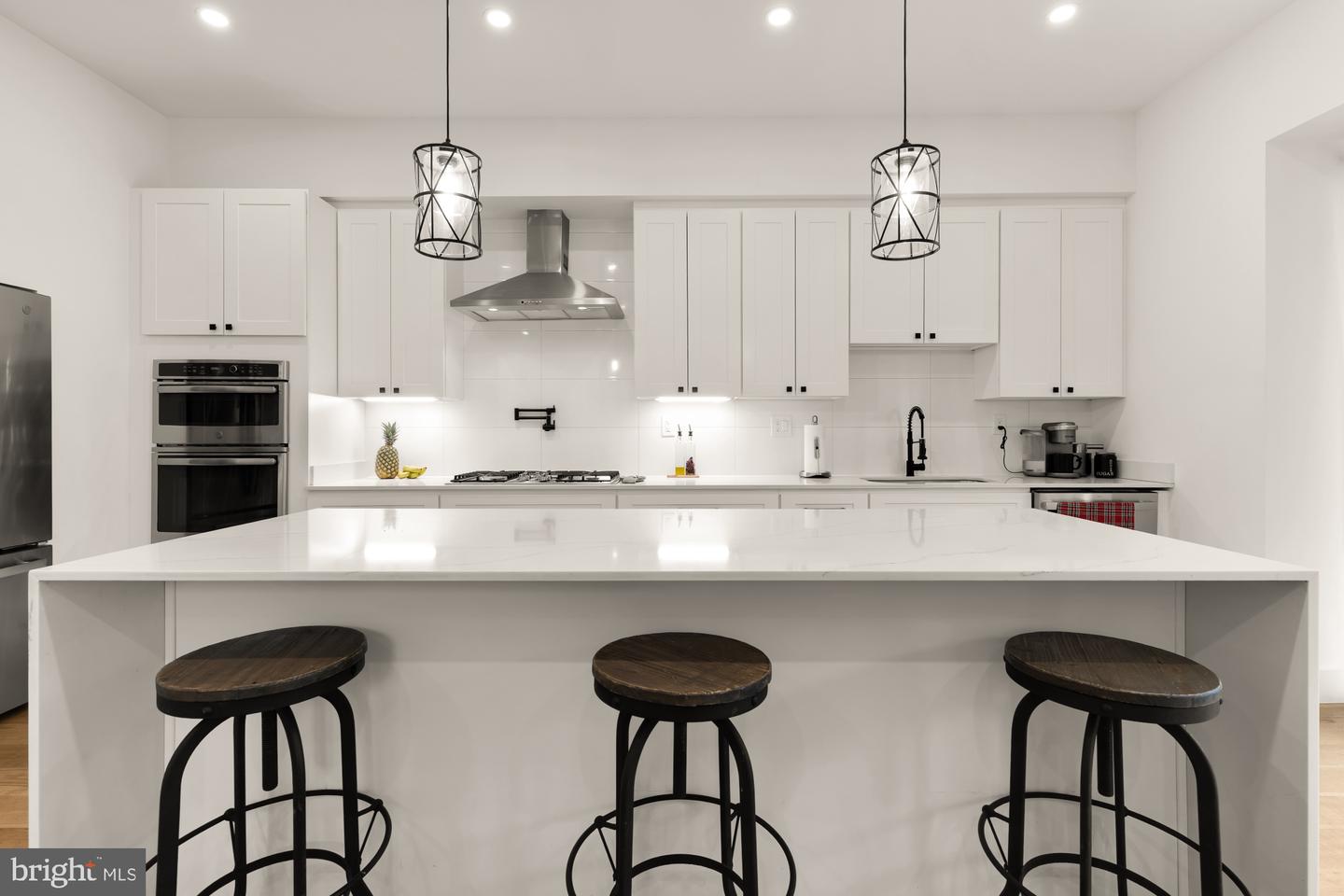 5401 8TH ST NW #B, WASHINGTON, District Of Columbia 20011, 3 Bedrooms Bedrooms, ,2 BathroomsBathrooms,Residential,For sale,5401 8TH ST NW #B,DCDC2203906 MLS # DCDC2203906